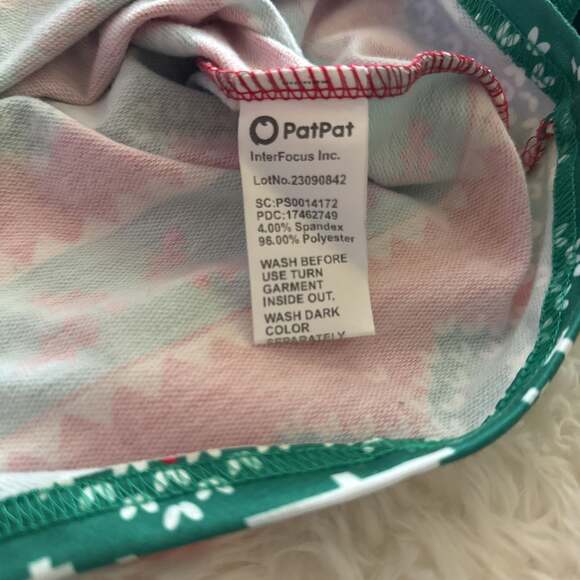 Minnie Mouse Christmas Party Sweater - Picture 3 of 4